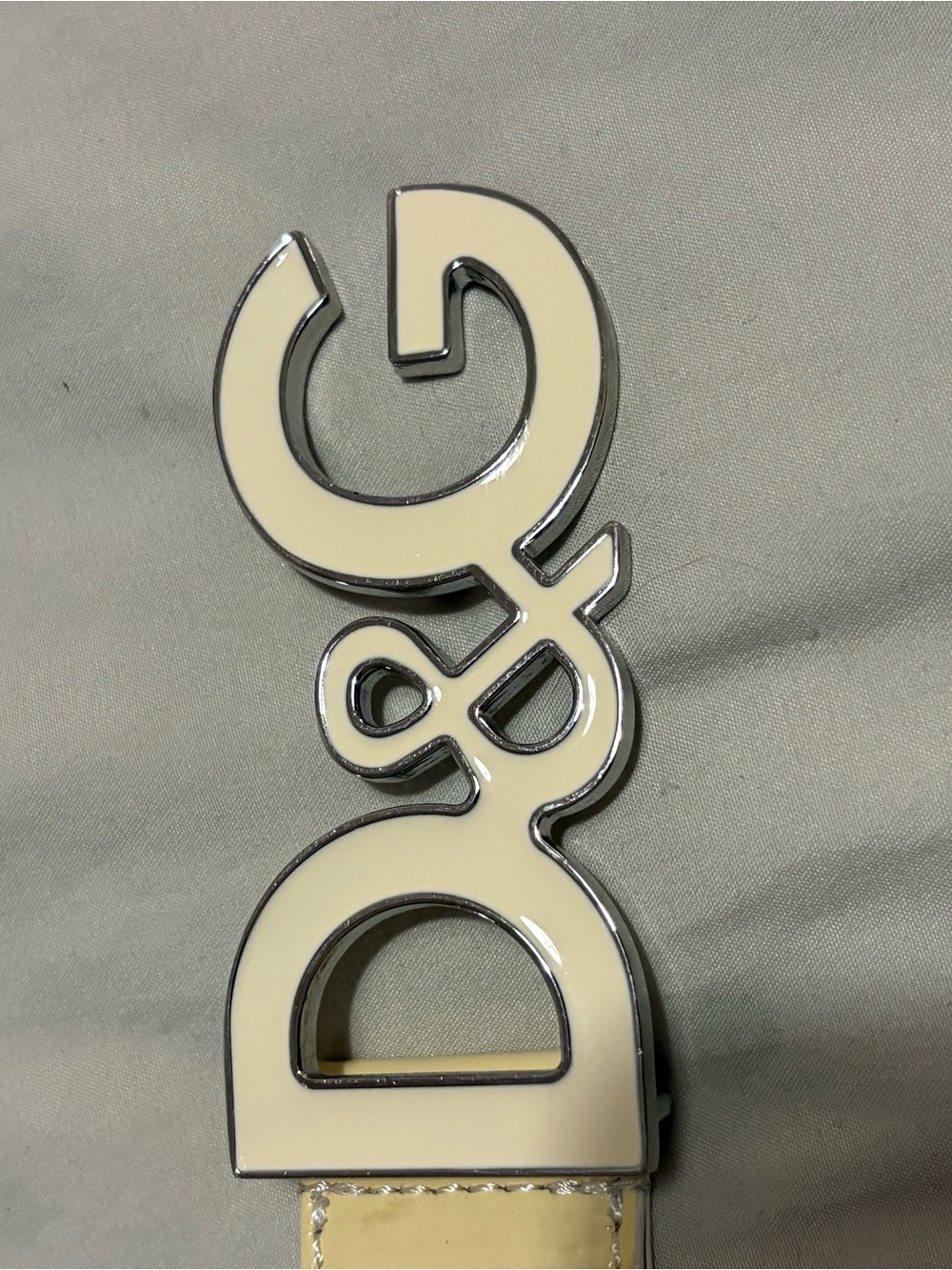 Dolce & Gabbana Cream and Chrome Logo Wall Hook - Picture 2 of 4